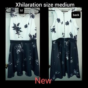 Xhilaration dress size medium